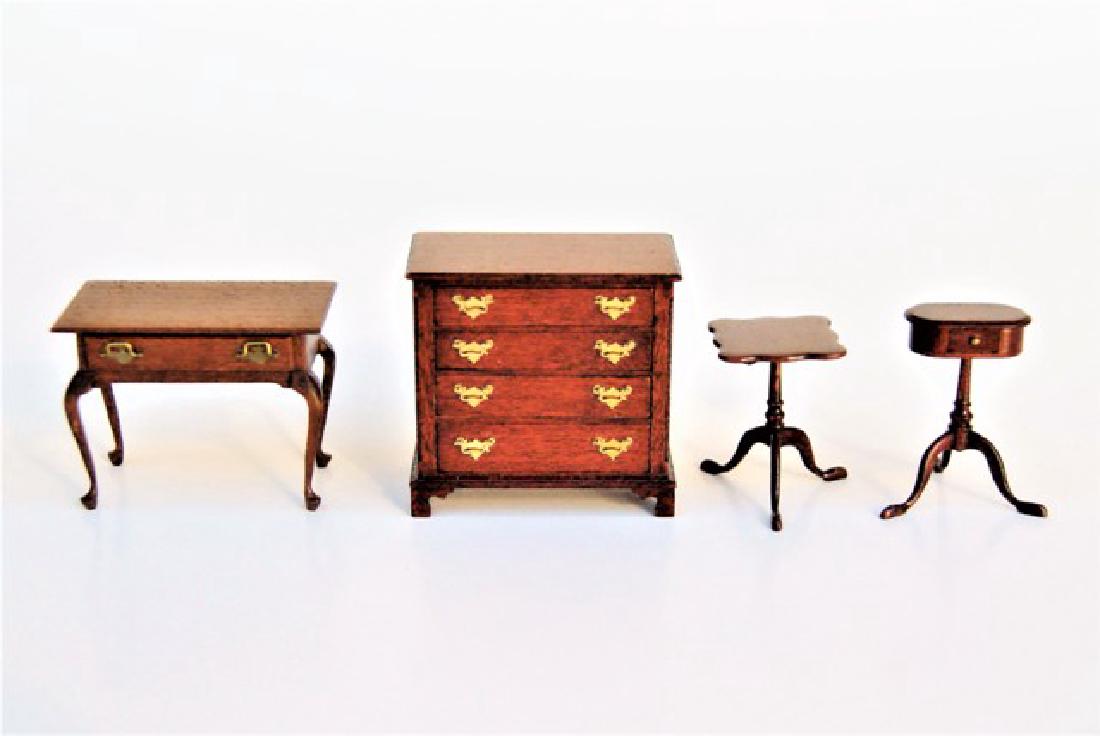 Edward Norton 1/2" Mahogany Dollhouse Furniture (1 of 3)