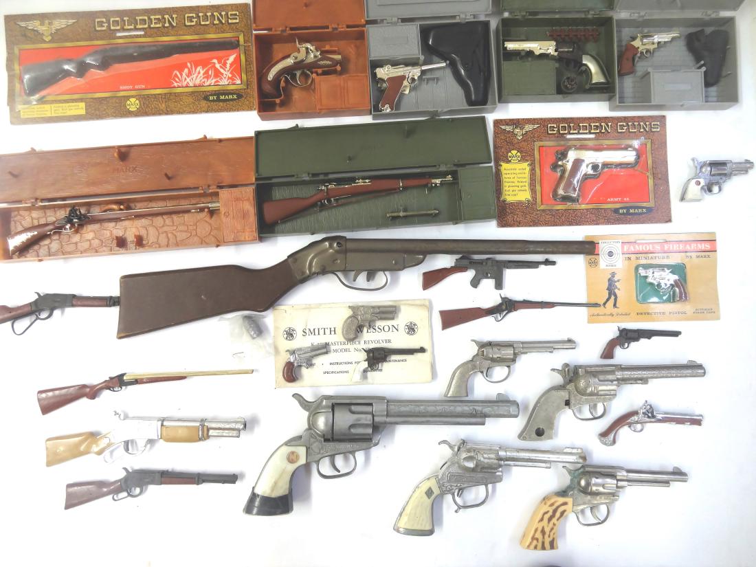 Lot Of Hubley And Marx Cap Guns: Lot of Hubley and Marx cap guns and others