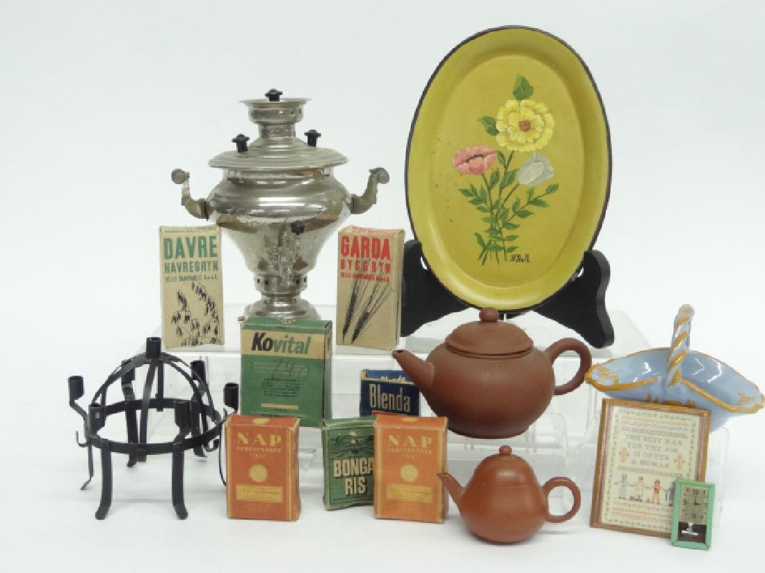 Dollhouse Kitchen Lot (1 of 1)