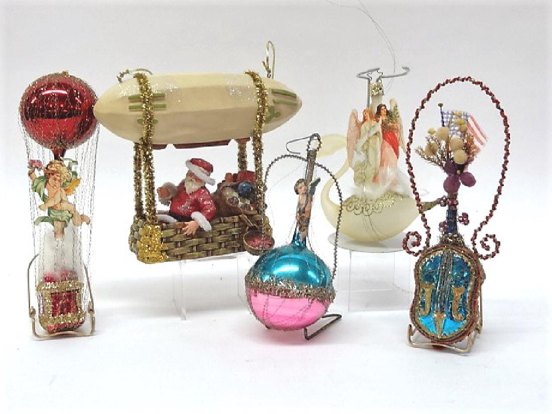 Contemporary Victorian Christmas Balls: Santa in blimp, hot air balloon ball, swan, all decorated with tinsel, looks great! 6"largest