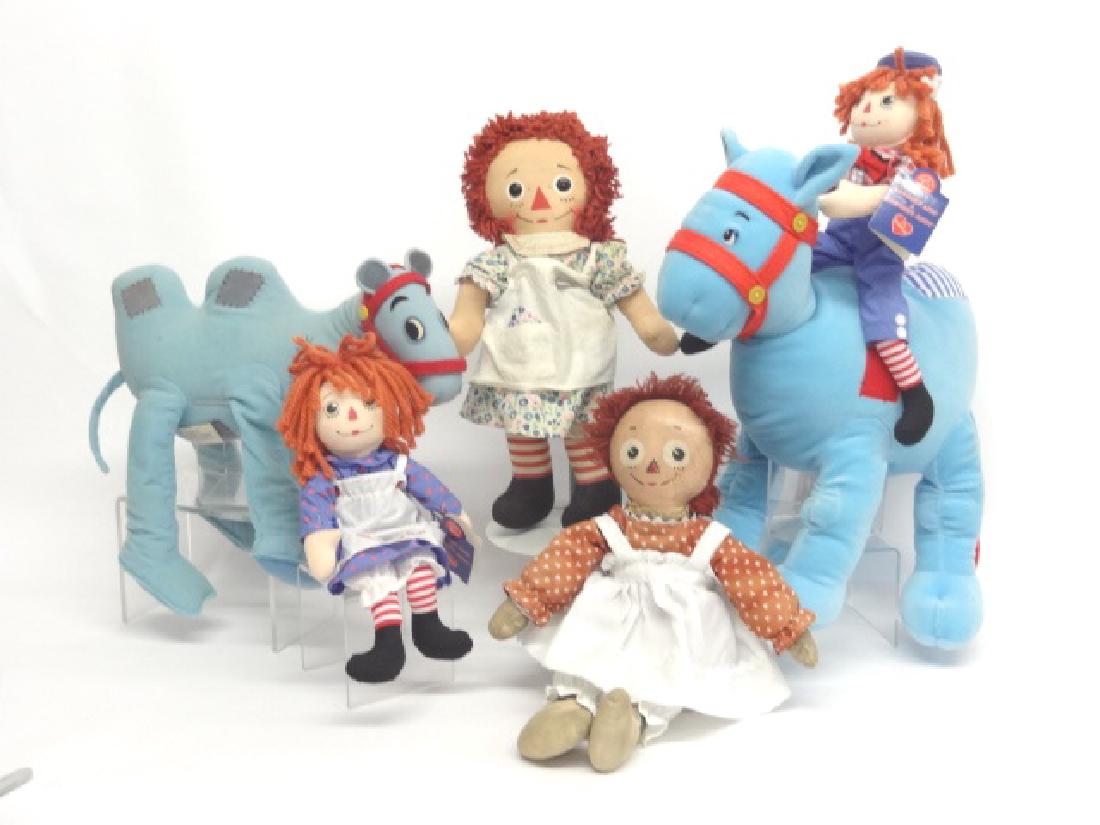 Lot of Raggedy Ann Dolls (1 of 1)