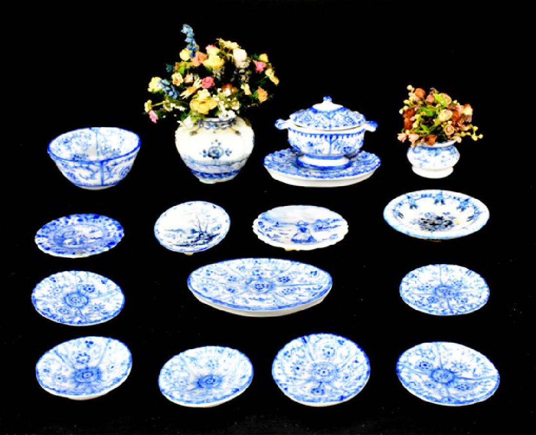 Elizabet Andrews Blue & White Dollhouse China & Other (1 of 2)