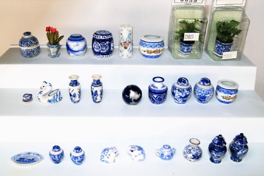 Large Group of Blue & White Dollhouse China Miniatures (1 of 1)