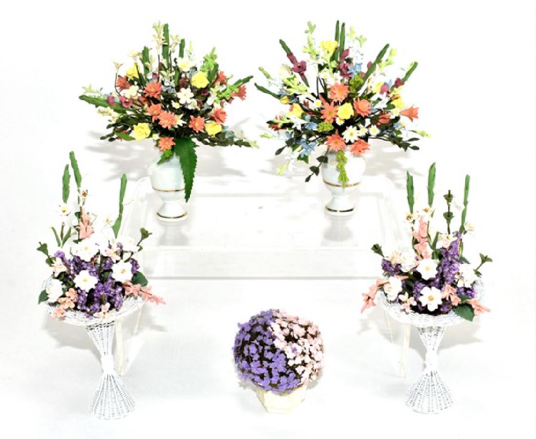 Five Dollhouse Flower Arrangements Miniatures (1 of 1)
