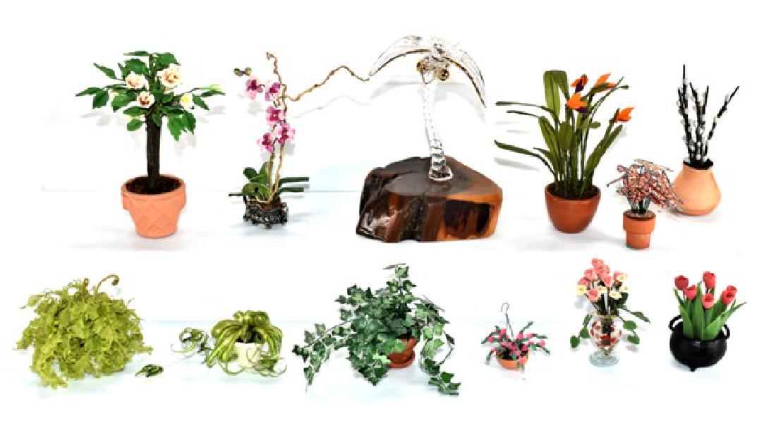 Ten Dollhouse Plants With Pots Miniatures (1 of 1)