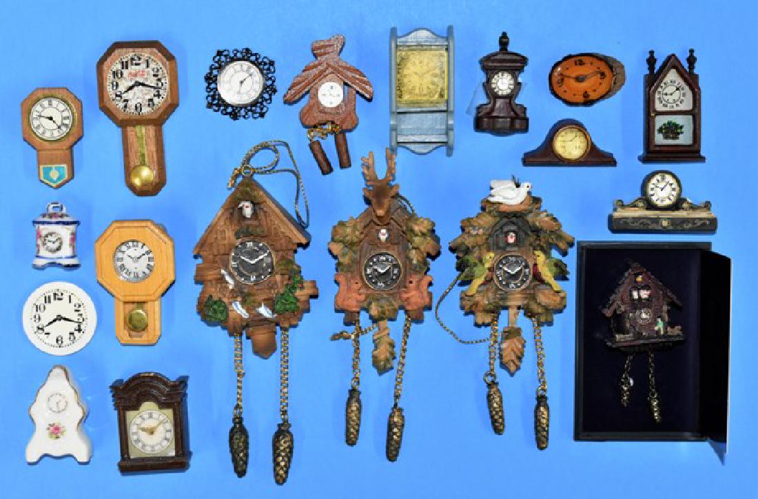 Large group of Commercial Dollhouse Clocks Miniatures (1 of 1)