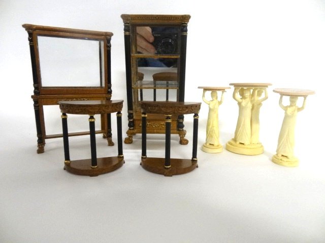 Bespaq Neo Classical Furniture Dollhouse Miniatures (1 of 1)