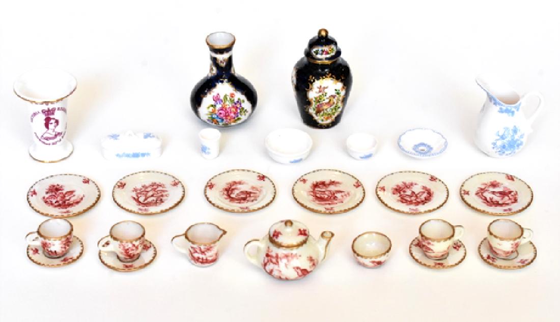 Stokesay & CW Dollhouse China Miniatures (1 of 1)