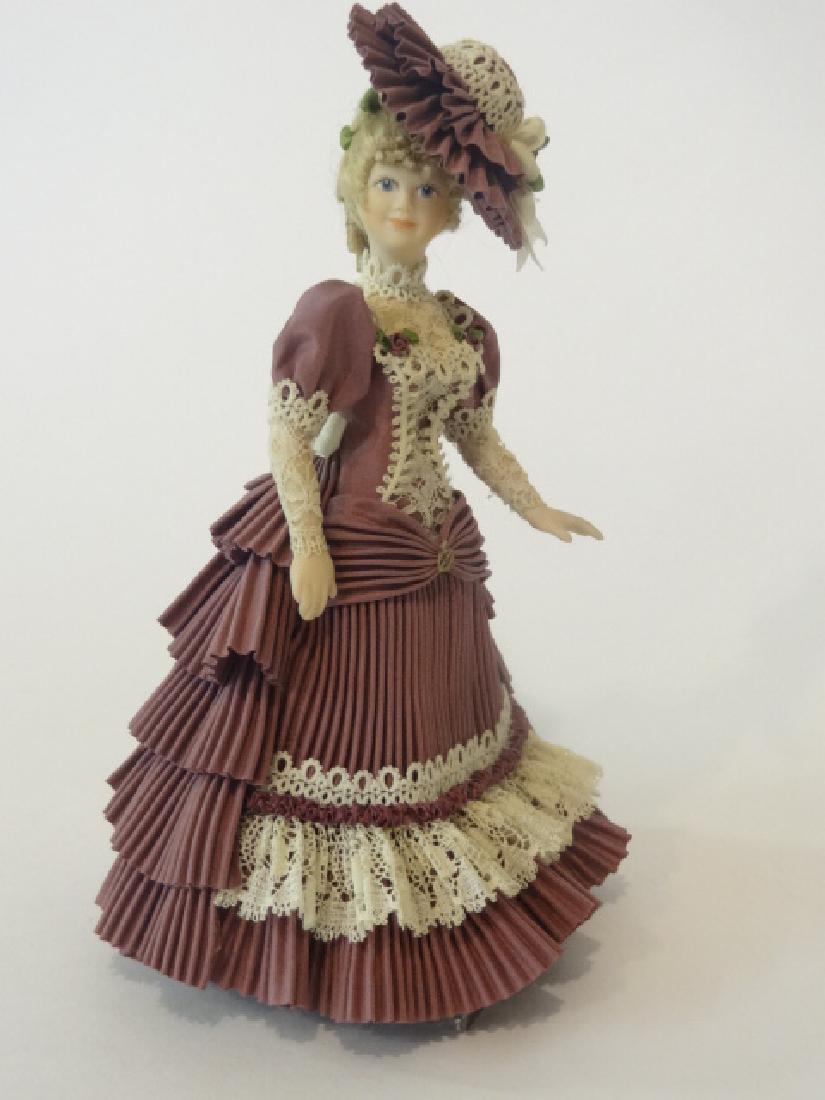 Dollhouse Artisan Doll Miniature (1 of 2)