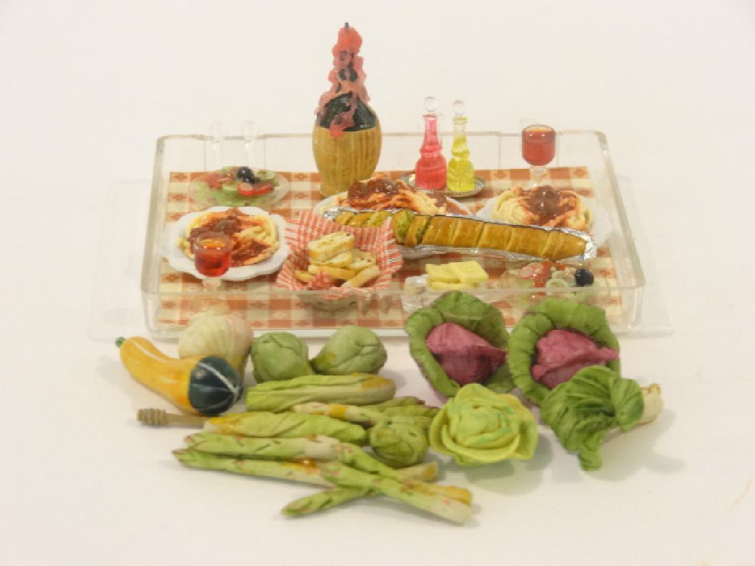 Dollhouse Italian Dinner Foods Miniature (1 of 2)