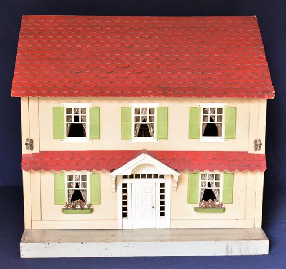 Schoenhut Vintage Eight Room Dollhouse (1 of 7)