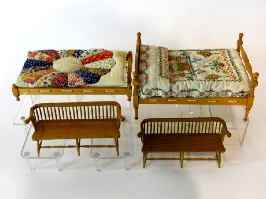 Warren Dick Dollhouse Trundle Bed & Benches Miniatures (1 of 1)