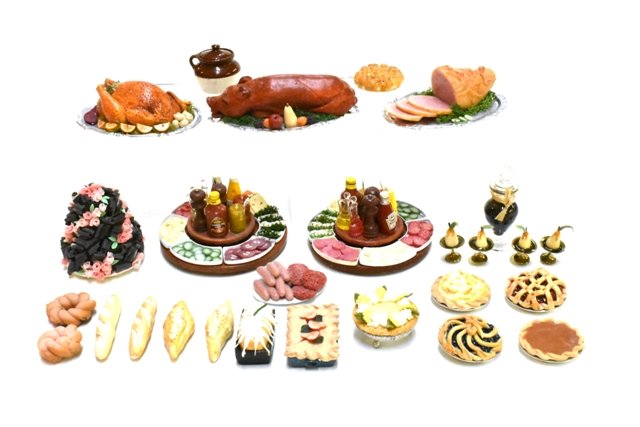 Kitchen Captive  Anne Caesar (1 of 1)