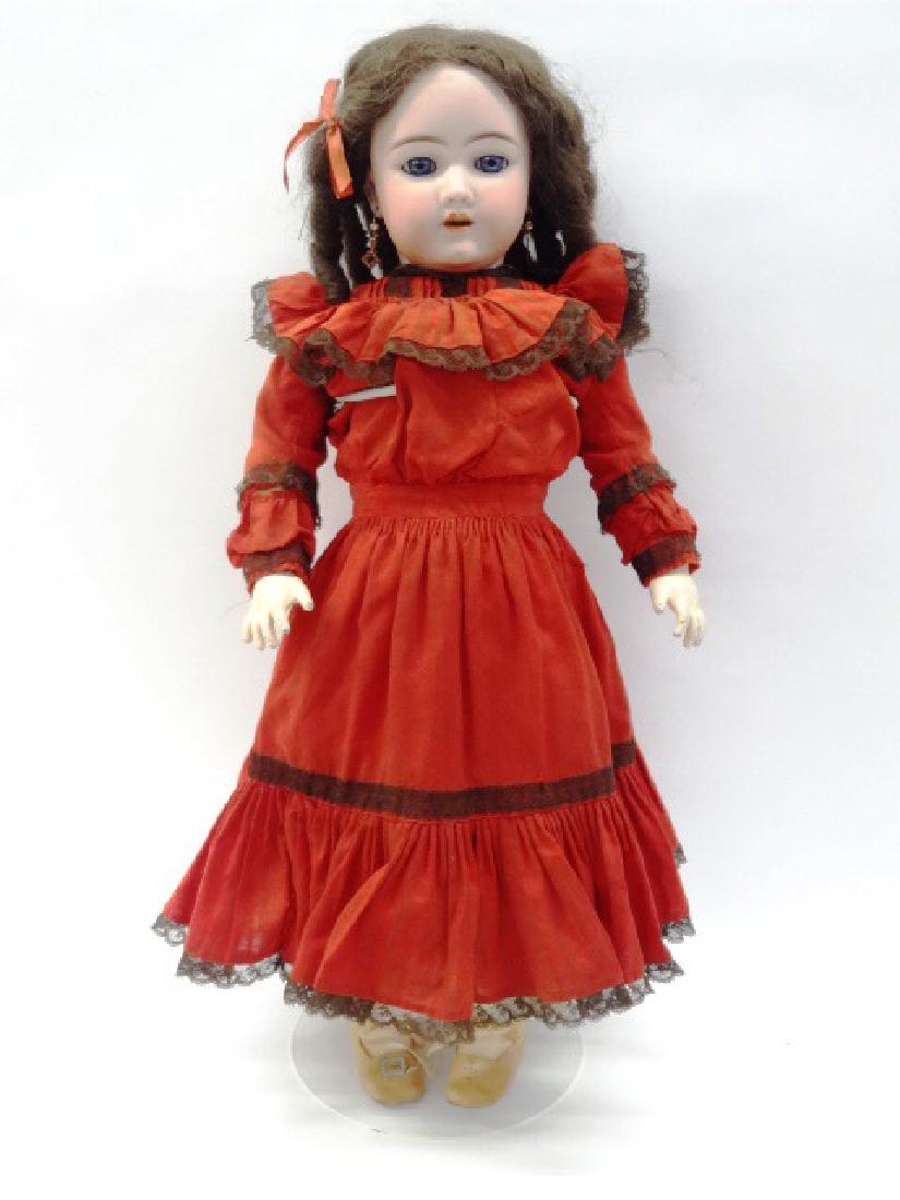 Handwerck 69 Girl   Doll (1 of 2)