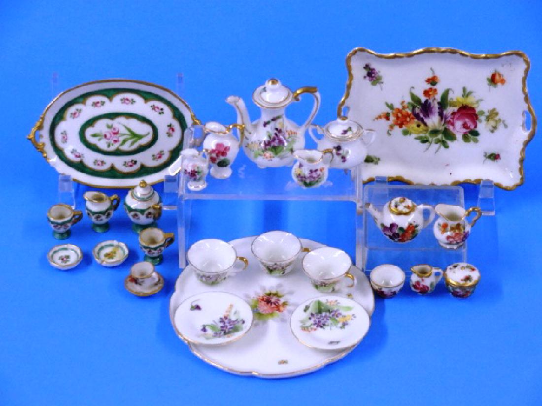 Vintage Dollhouse Tea Sets Miniatures (1 of 1)