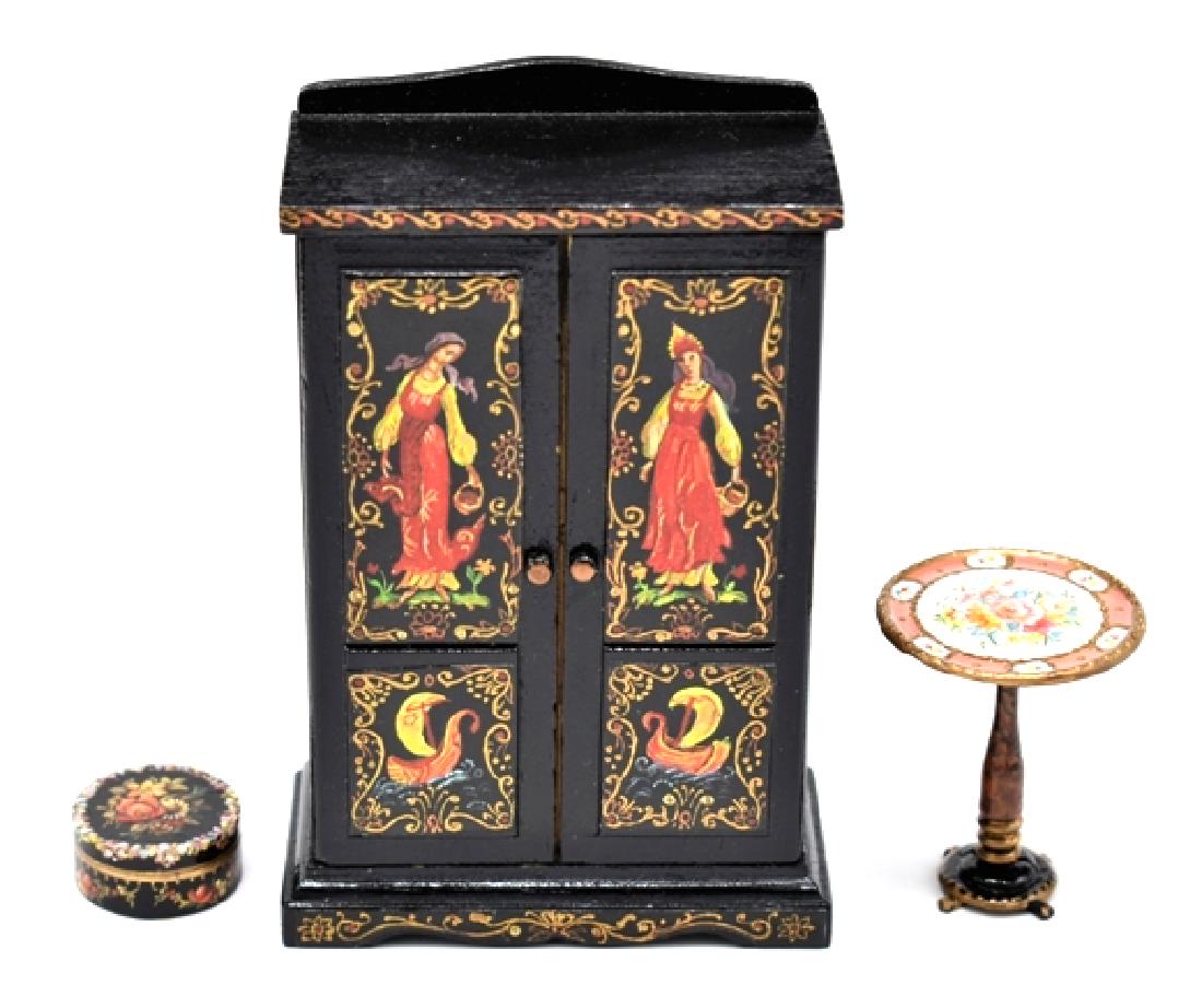 Natasha Dollhouse Wardrobe, Box & Candle Stand (1 of 4)