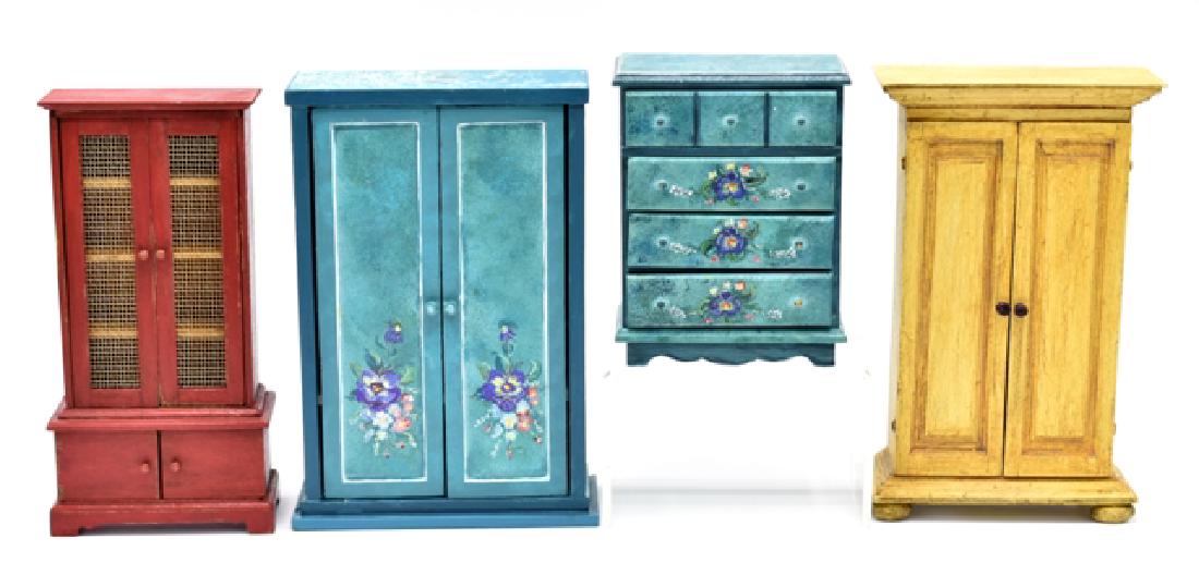 Painted Dollhouse Country Furniture Miniatures (1 of 4)