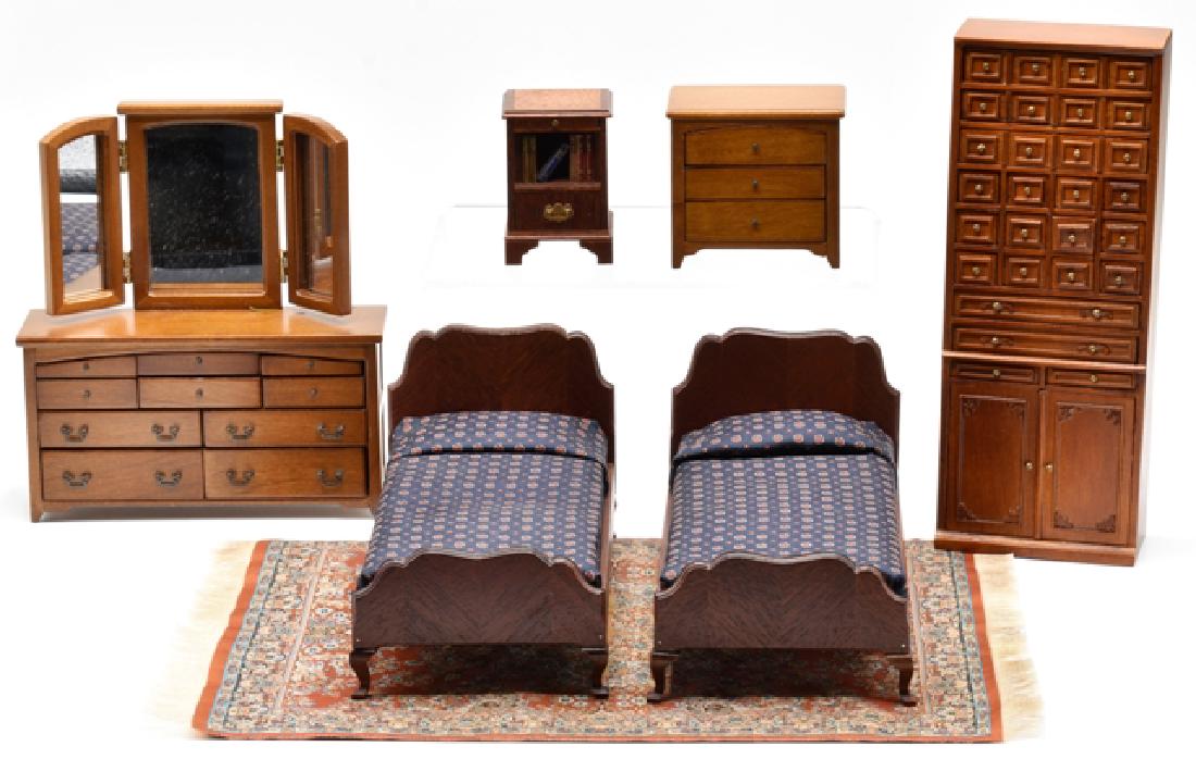 Dollhouse Bedroom Furniture Miniatures (1 of 1)