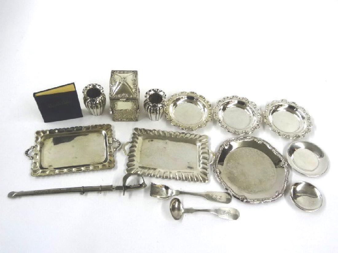 Small Dollhouse Silver Accessories Miniatures (1 of 1)