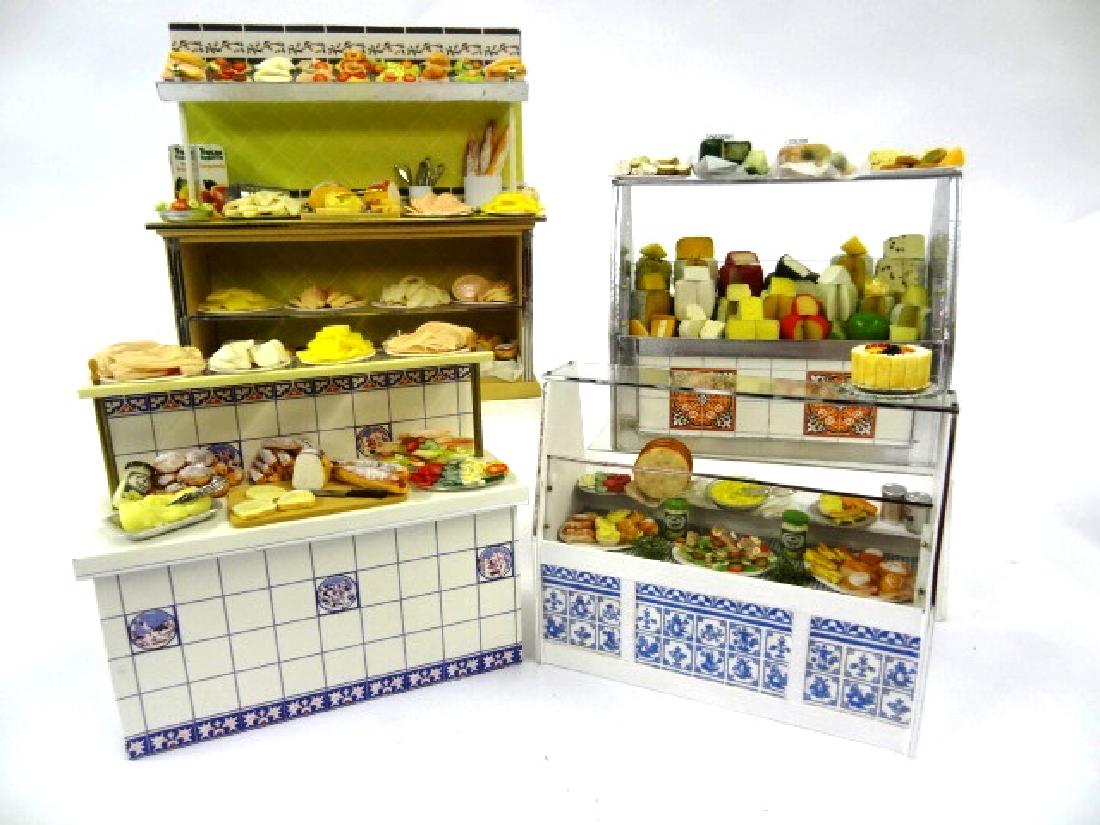 Dollhouse Deli Store Displays & Accessories Miniatures (1 of 4)