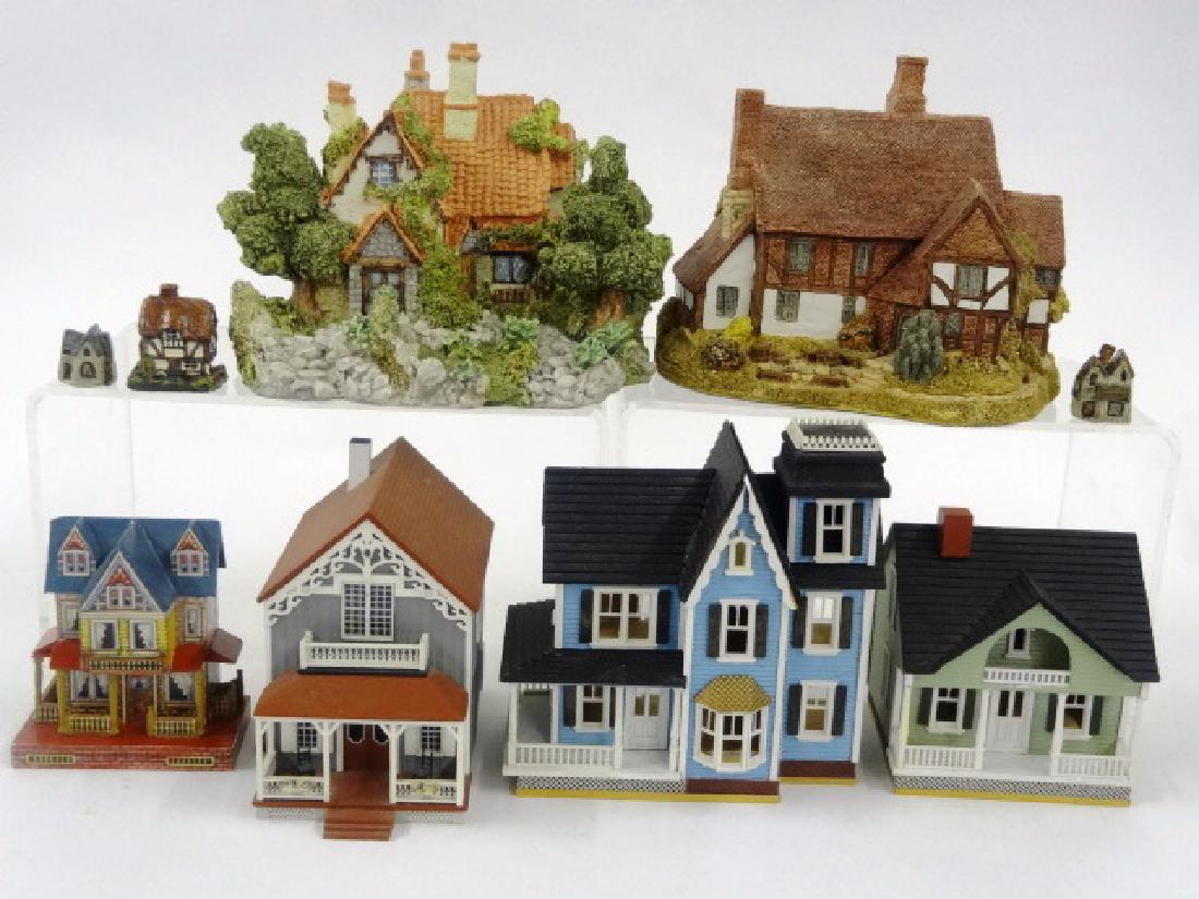 Small Artisan Miniature Dollhouses Miniatures (1 of 1)