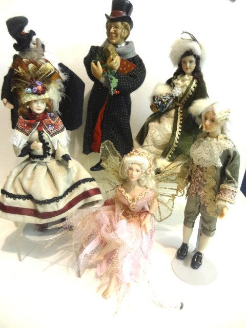 Six Artisan Bisque Character Dollhouse Dolls Miniatures (1 of 6)