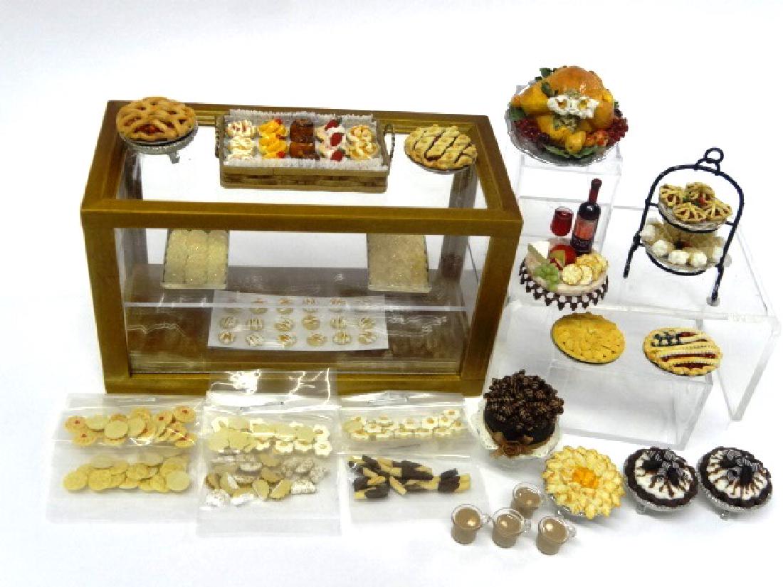 Ann Caesar Dollhouse Artisan Cakes & Desserts (1 of 1)