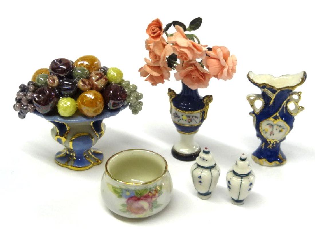 Stapleton & Benson Dollhouse China Accessories (1 of 3)