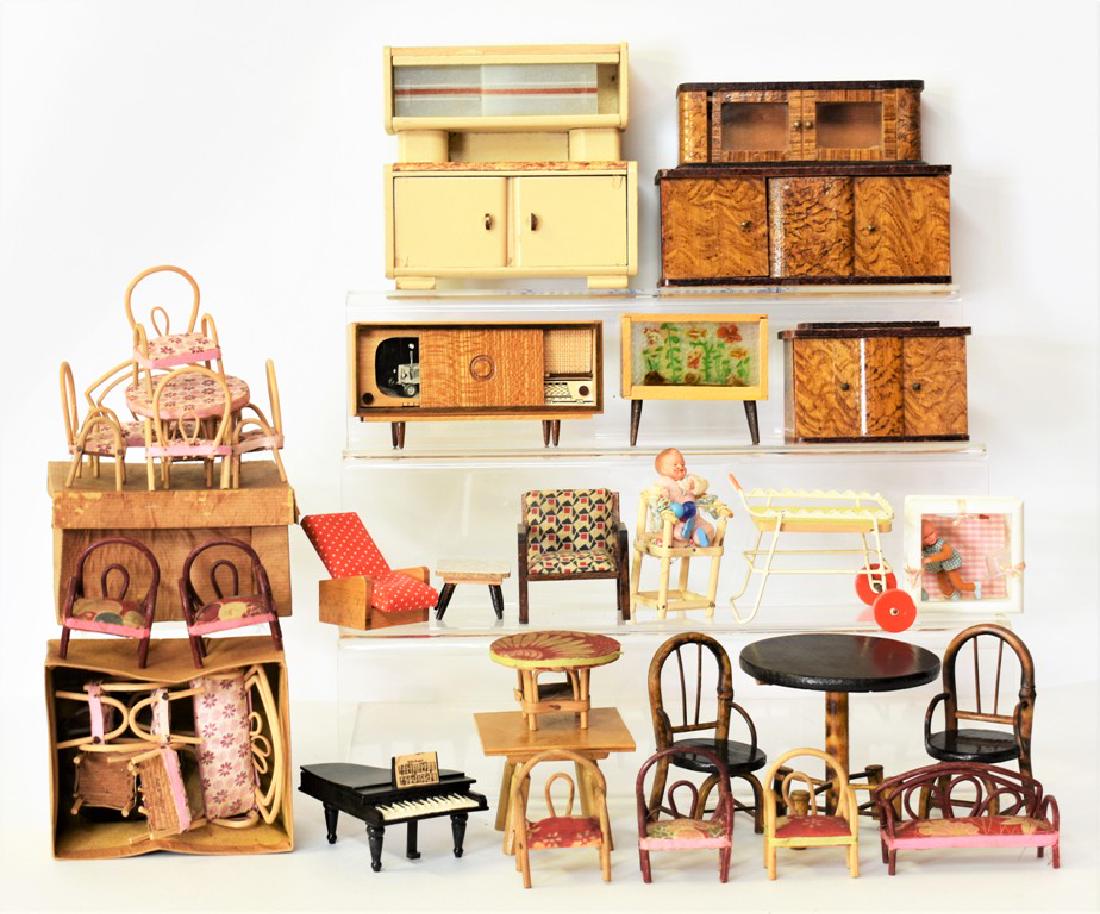 Vintage 1950's Dollhouse Furniture Miniatures: Nice group of 1950's German dollhouse furniture including wood grained china cabinet 6.75"W and sideboard 4"W, kitchen cabinet with glass doors 5.75"W, TV/radio cabinet, aquarium, composition child in