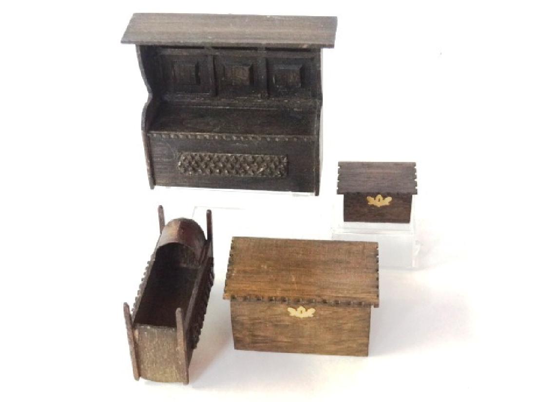 Basil Of Bath 1/2" Scale English Furniture Miniatures: Basil of Bath mahogany nicely carved English furniture, hooded settle bench with storage 2.75"W, trunk 2 1/8"W, cradle and storage box