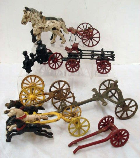 Cast Iron Toy Parts Wagons & Horses: Cast Iron Toy Parts Wagons & Horses 8 pieces, Horses, Wheels, Fire Engine, Parts to toys