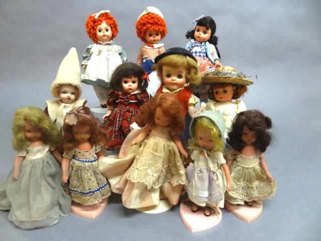 Madame Alexander Eight Inch Dolls, Storybook and Others: Raggedy Ann & Andy, Story Book & others, 12 dolls, one artist, fun lots