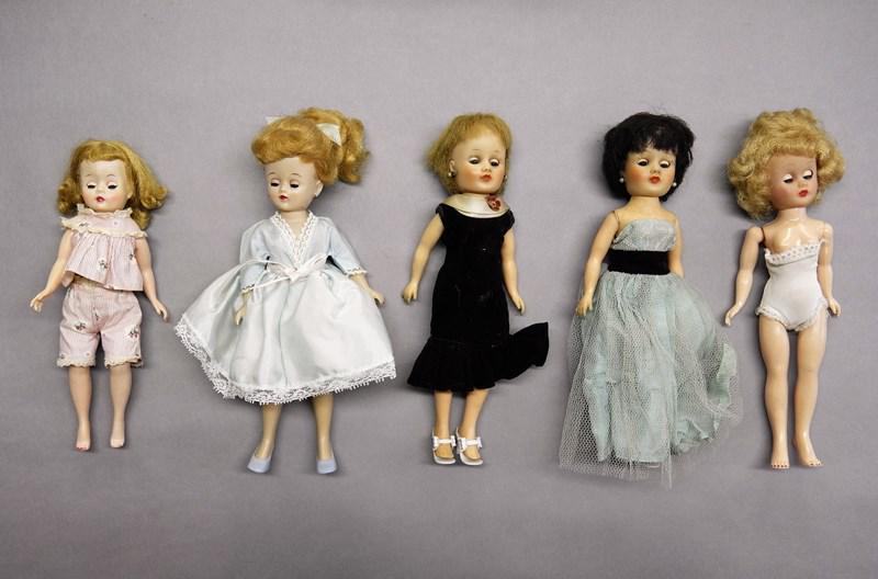 Collection Fashion Dolls: Five dolls, Madame Alexander Cissette, Vogue Jill, two Horsman & Circle P, all clothing as is