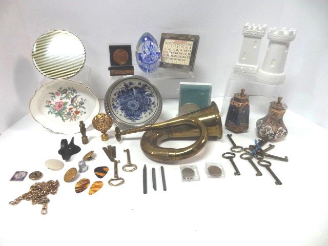 Brass Horn , Cloisonné , Coins, etc. (1 of 6)