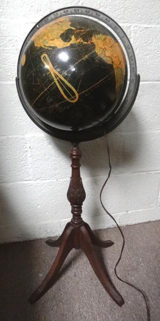 Vintage Glass Globe on Stand (1 of 4)