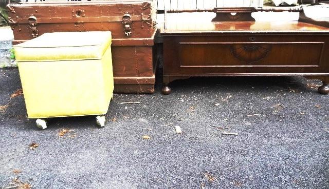 Mahogany Lane Cedar Chest, Painted Trunk, Hassock (1 of 1)