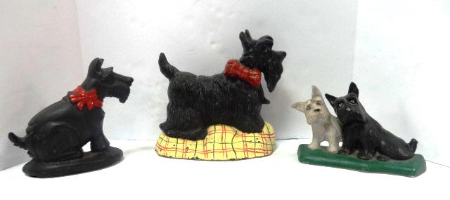 Scotty Dog Door Stops Cast Iron (1 of 4)