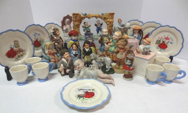 Bisque Figures & Sunbonnet Kids Dishes (1 of 11)