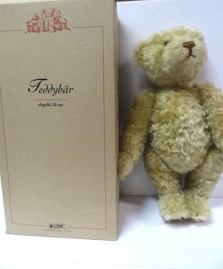 Steiff Teddy bear in OB (1 of 4)