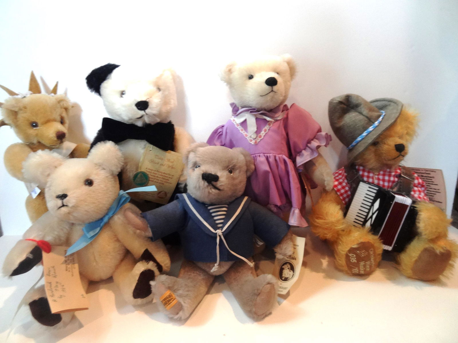 Various Makers Bear Lot (1 of 8)