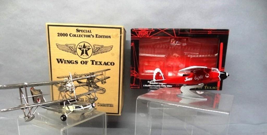 Ertl Texaco Die Cast Airplanes The Duck and Texaco: Wings of Texaco The Duck 1936 Keystone-Loening Commuter 8th in series, Texaco Eaglet modified Franklin Utility Glider 10th in series 13 1/2" x 8 1/2" x 3"