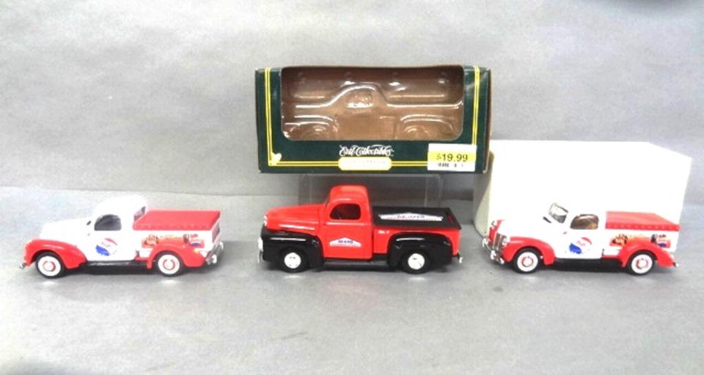 Pepsi, Sears Die Cast Trucks in O/B: Ertl die cast 1951 pick-up Sears Hardware, 2 golden Ford Pepsi truck, 10" x 4 1/2" x 3 1/2"