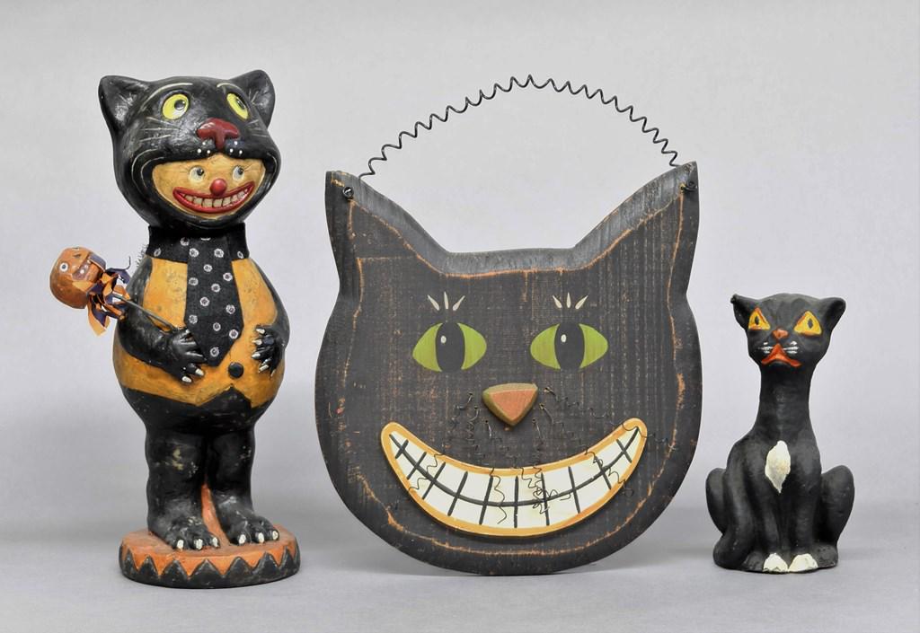 Contemporary Halloween Decorations (1 of 1)