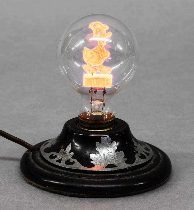 Vintage Aerolux Donald Duck Bulb & Lamp (1 of 1)