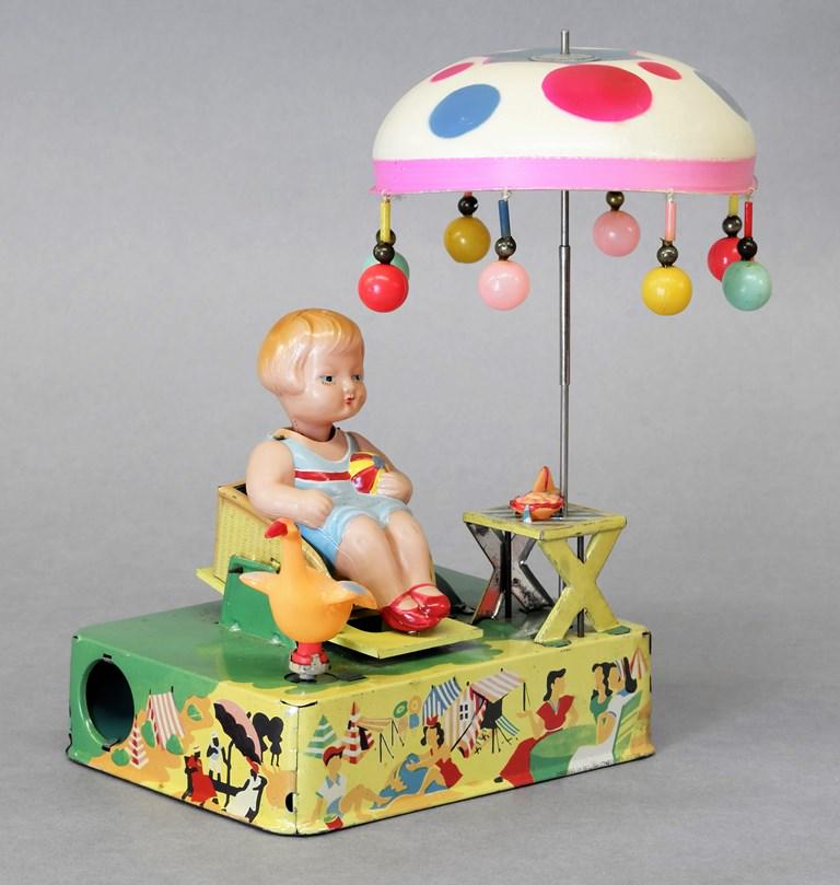 Vintage Japanese Animated Toy (1 of 2)