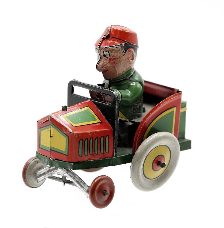 Vintage Alps Wind-Up Crazy Car (1 of 2)