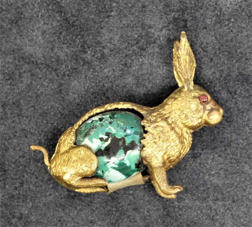 Figural Rabbit Novelty Sewing Tape (1 of 1)