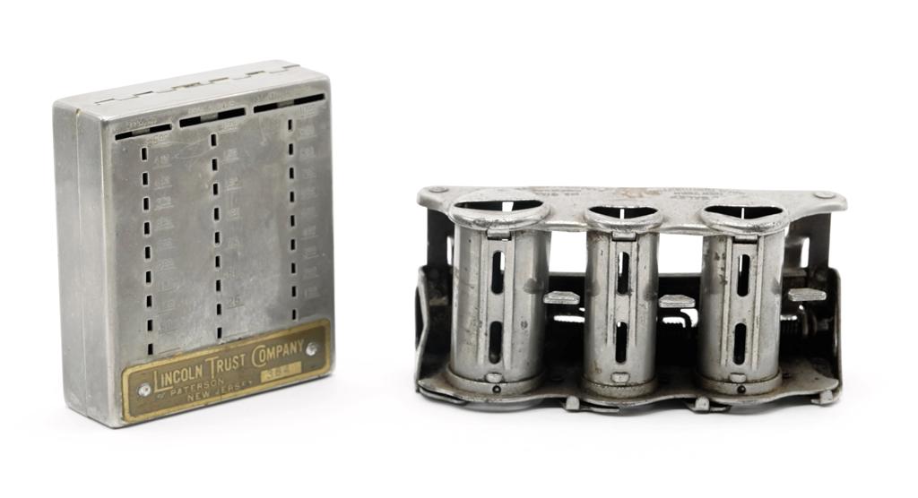Lincoln Coin Bank & Money Changer (1 of 1)