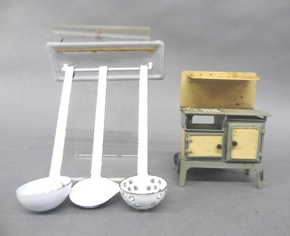 Vintage Doll House Stove and Agate Hanging Utensils (1 of 5)