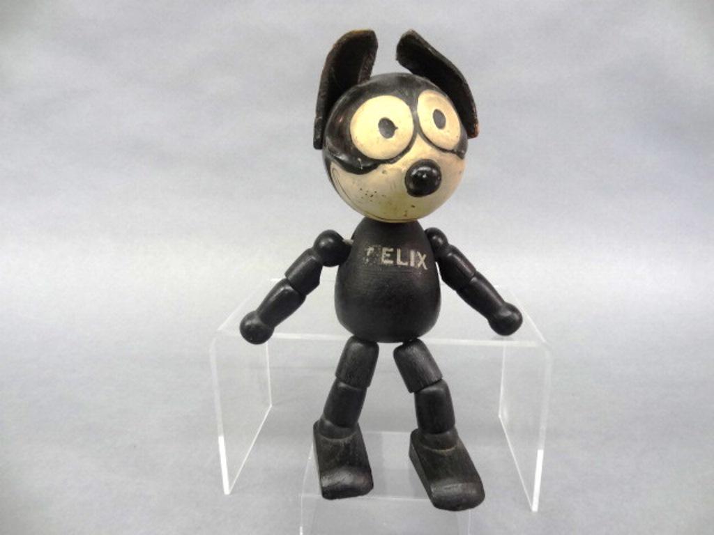 Schoenhut Felix the Cat Toy: Schoenhut jointed wood Felix The Cat toy with original labels 8"H